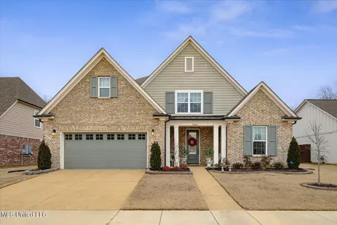 9626 Crape Myrtle Dr, Olive Branch, MS 38654