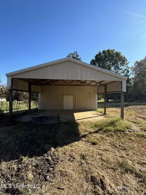 981 Rock Hill Rd, Como, MS 38619 photo 6