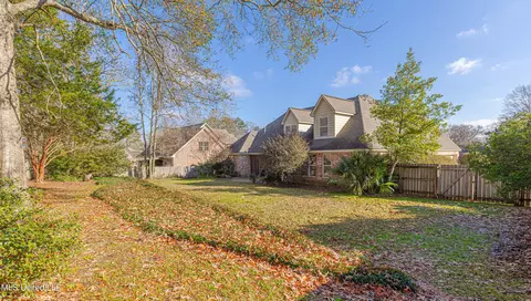 Exterior - 114 Copper Ridge Dr, Brandon, MS 39042 photo 9 of 10