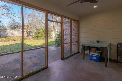 Exterior - 114 Copper Ridge Dr, Brandon, MS 39042 photo 6 of 10