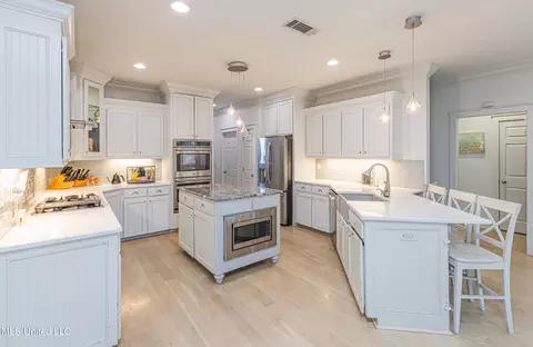 Kitchen - 114 Copper Ridge Dr, Brandon, MS 39042 photo 1 of 6