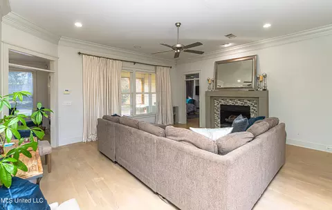 Living - 114 Copper Ridge Dr, Brandon, MS 39042 photo 1 of 4