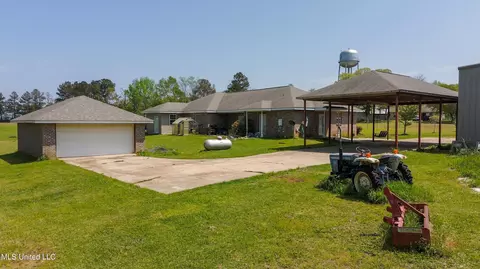 Exterior - 385 Pine Grove Rd, Magee, MS 39111 photo 1 of 1