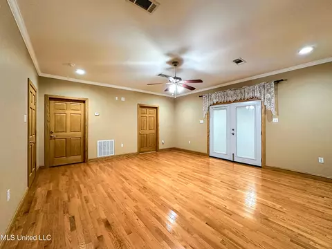 Living - 385 Pine Grove Rd, Magee, MS 39111 photo 1 of 1
