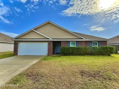 411 E Petunia Dr, Long Beach, MS 39560