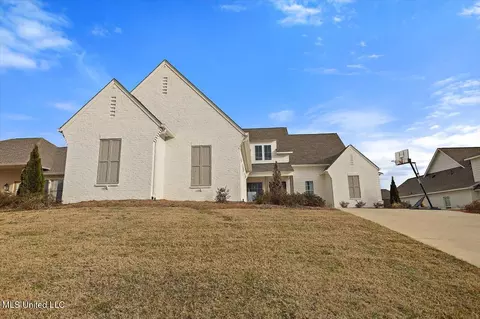 Exterior - 112 Forestview Pl, Madison, MS 39110 photo 2 of 6