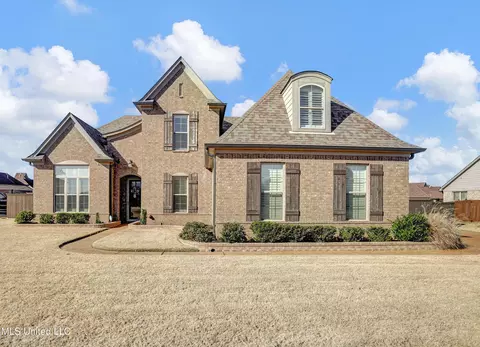 7741 Wisteria Dr, Olive Branch, MS 38654