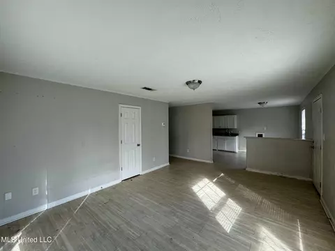 247-49 Lawrence Rd, Jackson, MS 39206 photo 4