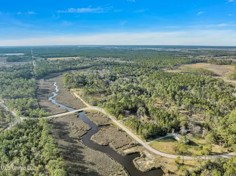 4009 Orange Grove Rd, Moss Point, MS 39562 photo 9