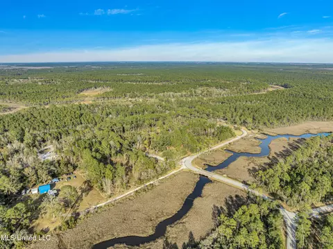 4009 Orange Grove Rd, Moss Point, MS 39562 photo 10