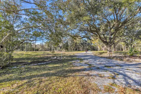 4009 Orange Grove Rd, Moss Point, MS 39562 photo 4