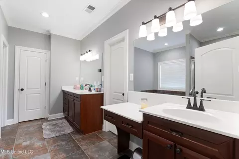 Other - 1462 Banbury Ln, Hernando, MS 38632 photo 8 of 13