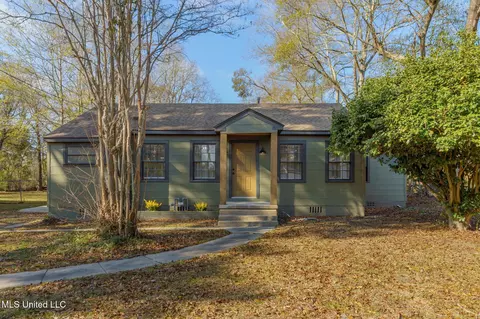 214 Park Ave, Hattiesburg, MS 39401