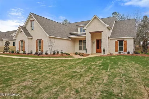 102 Ole Magnolia Dr, Brandon, MS 39042 photo 2
