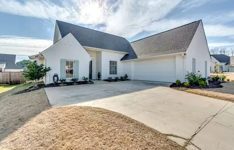 Exterior - 206 Bridge Ct, Madison, MS 39110 photo 10 of 13