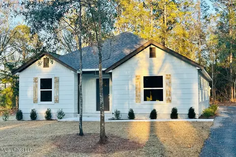 4164 Old Mobile Hwy, Lucedale, MS 39452