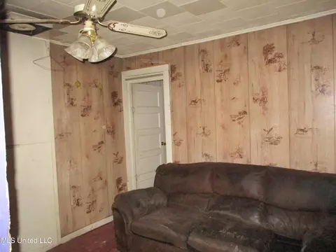 412 E Semmes St, Canton, MS 39046 photo 7
