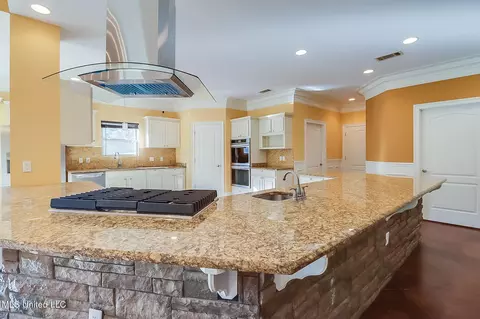 Kitchen - 16009 Bill Bond Rd, Saucier, MS 39574 photo 2 of 3