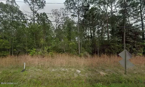 0 Sycamore St, Waveland, MS 39576
