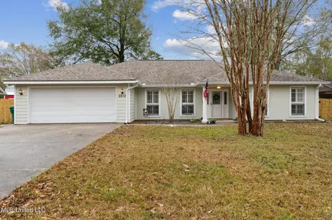 6912 Aulena Ct, Diamondhead, MS 39525