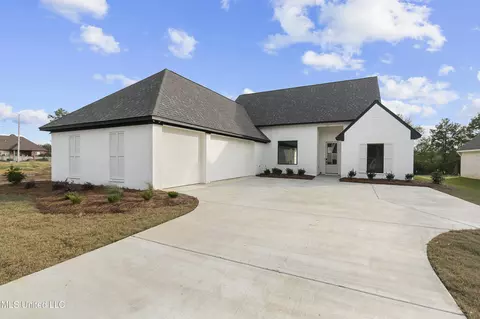 103 Lewis Farms Dr, Madison, MS 39110