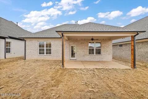 Exterior - 785 E Quitman Ct, Nesbit, MS 38651 photo 3 of 7