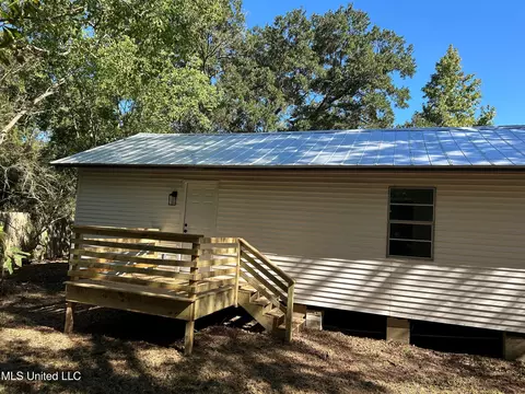 5808 Kings Rd, Moss Point, MS 39563 photo 6
