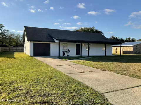 12217 Dixie Ave, Biloxi, MS 39532