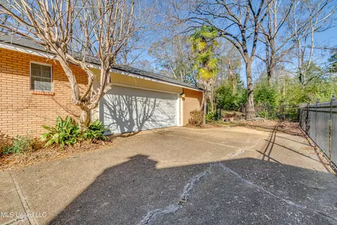 930 Buckley Dr, Jackson, MS 39206 photo 34