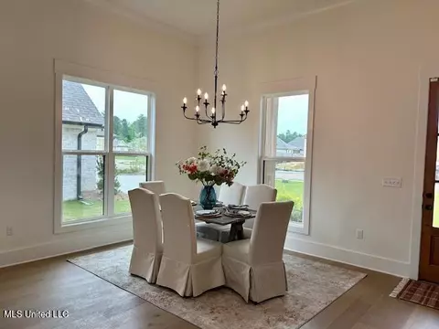 Dining - 231 Bronson Bnd, Flowood, MS 39232 photo 1 of 2