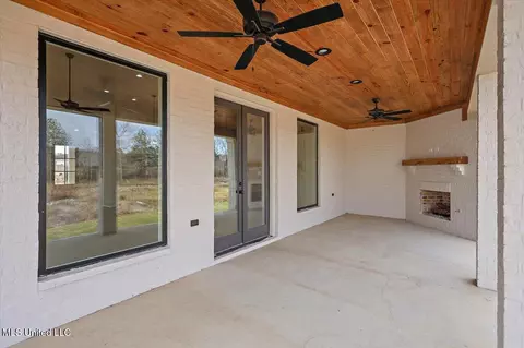 Exterior - 231 Bronson Bnd, Flowood, MS 39232 photo 7 of 9