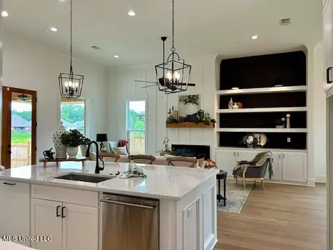 Kitchen - 231 Bronson Bnd, Flowood, MS 39232 photo 1 of 8