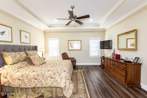 Bedroom - 504 Arbor Dr, Madison, MS 39110 photo 2 of 5