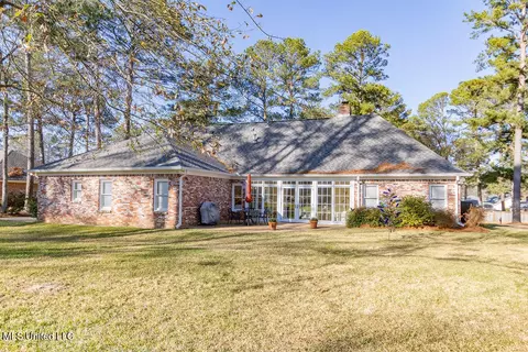 Exterior - 504 Arbor Dr, Madison, MS 39110 photo 2 of 9