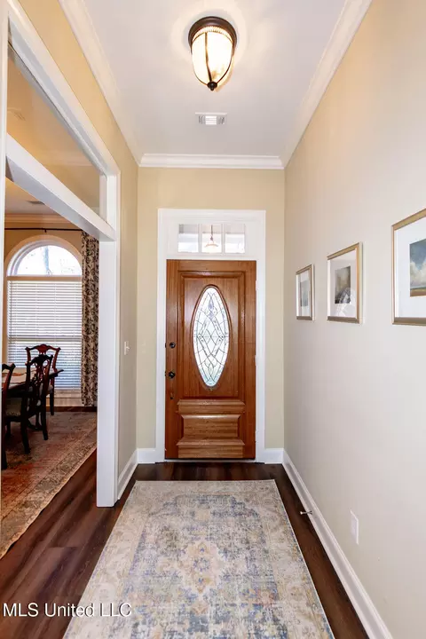 Entry Way - 504 Arbor Dr, Madison, MS 39110 photo 1 of 2