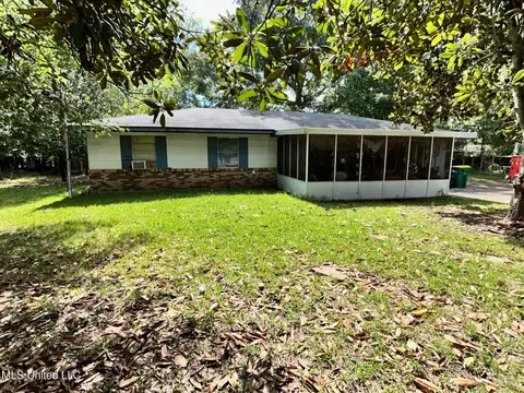 215 Nolan Cir, Ridgeland, MS 39157
