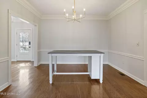 Dining - 317 Kee Ct, Madison, MS 39110 photo 2 of 2