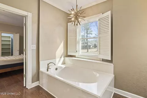 Bath - 317 Kee Ct, Madison, MS 39110 photo 2 of 5