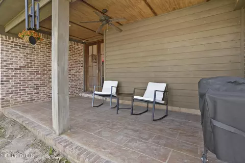 Exterior - 202 Amethyst Dr, Brandon, MS 39047 photo 3 of 3