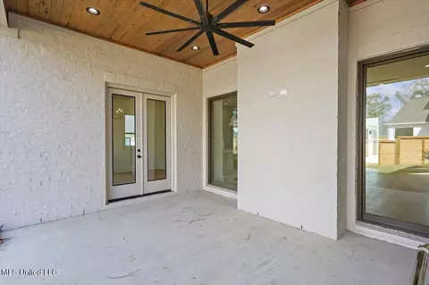Exterior - 457 Whittington Cir, Madison, MS 39110 photo 5 of 10