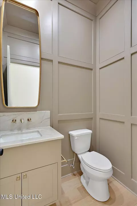 Bath - 457 Whittington Cir, Madison, MS 39110 photo 1 of 10