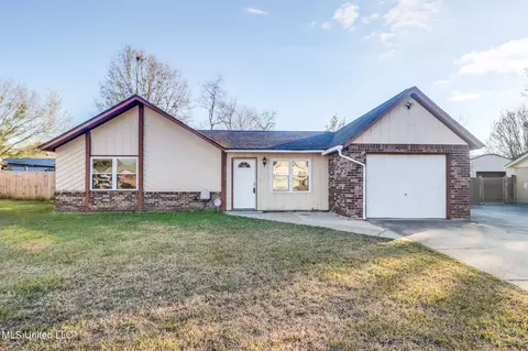 12505 Ponce De Leon Dr, Ocean Springs, MS 39564