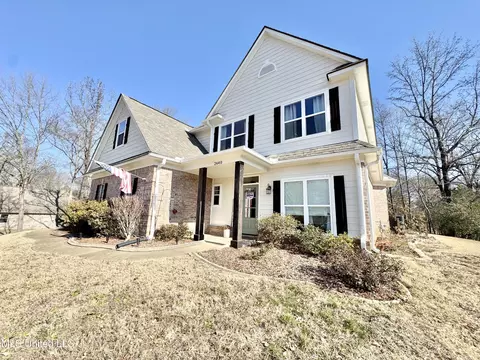 Exterior - 2640 Hickory Hill Dr, Nesbit, MS 38651 photo 3 of 7