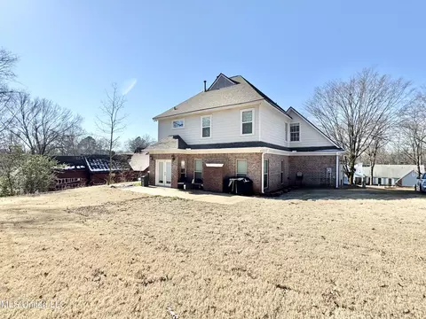 Exterior - 2640 Hickory Hill Dr, Nesbit, MS 38651 photo 6 of 7