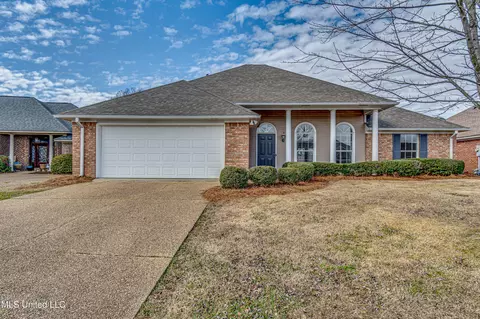 120 Sherwood Dr, Brandon, MS 39047