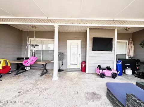 Exterior - 207 Copper Ridge Way, Florence, MS 39073 photo 5 of 9