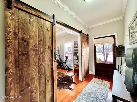 Entry Way - 207 Copper Ridge Way, Florence, MS 39073 photo 2 of 7