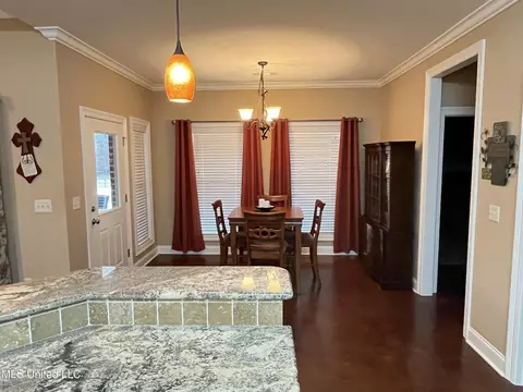 Dining - 304 Williams Rd, Florence, MS 39073 photo 1 of 3