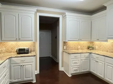 Kitchen - 304 Williams Rd, Florence, MS 39073 photo 6 of 7