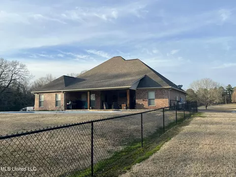 Exterior - 304 Williams Rd, Florence, MS 39073 photo 15 of 28
